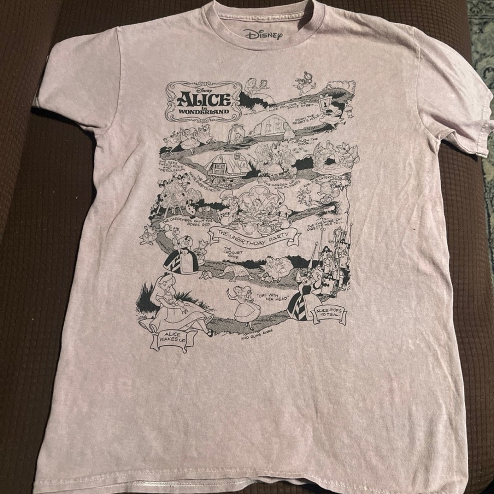 Alice in wonderland girl junior tee